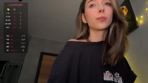 wildsable_ online show from February 18, 2025, 12:06 pm