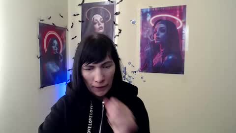 Rosalinda online show from February 27, 2026, 5:51 am