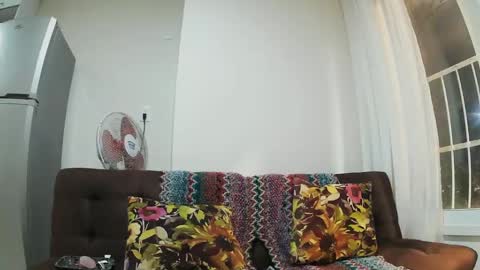 Wild Strawberry online show from March 2, 2025, 12:53 am