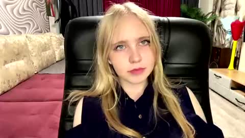 Snapshot of wilhelminafraker chatting on June 14, 2026, 9:11 am Anny online show from June 14, 2026, 9:11 am