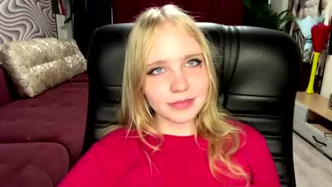 Snapshot of wilhelminafraker chatting on June 20, 2026, 8:17 am Anny online show from June 20, 2026, 8:17 am