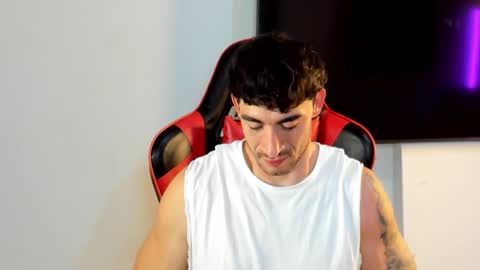 will_ferrari300 online show from February 13, 2026, 8:43 am