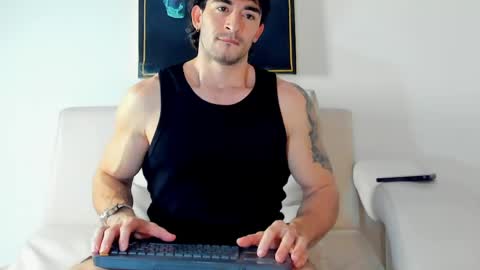 will_ferrari300 online show from April 15, 2026, 11:49 pm