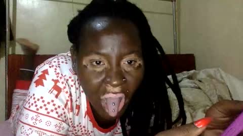 Willa Sara online show from February 24, 2026, 10:41 pm