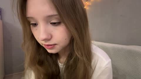 Snapshot of willenasow chatting on April 25, 2026, 5:21 pm Olivia online show from April 25, 2026, 5:21 pm
