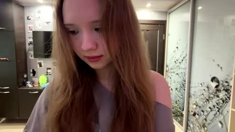 Snapshot of willenasow chatting on May 4, 2026, 3:08 pm Olivia online show from May 4, 2026, 3:08 pm