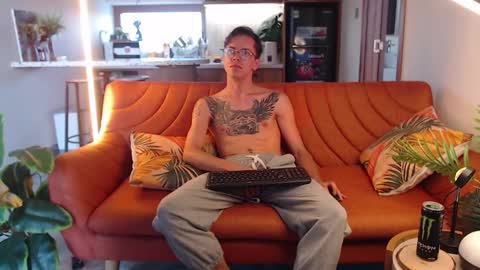 William online show from March 17, 2026, 9:56 am