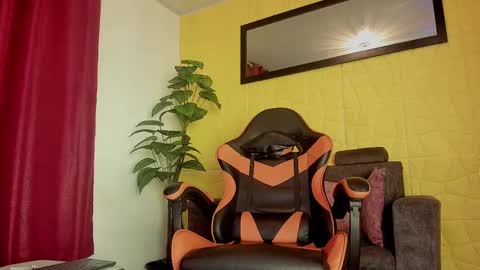 William Parra online show from September 17, 2025, 2:19 pm