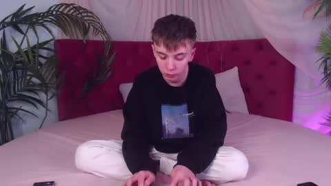 will online show from February 9, 2025, 9:17 pm