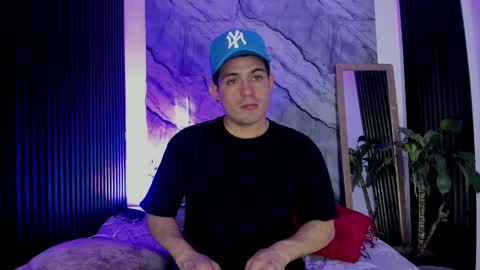 William Steel online show from September 12, 2025, 11:43 am