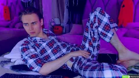 William online show from October 20, 2025, 3:07 am