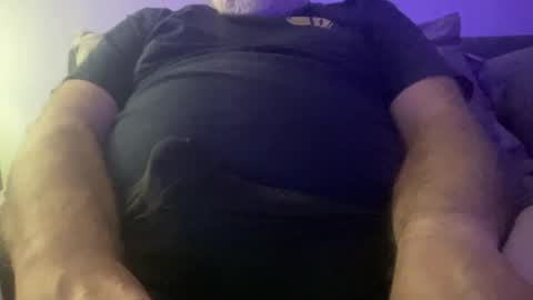 willieb777 online show from November 26, 2025, 8:48 am