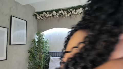 Ms Willow online show from December 20, 2024, 6:24 pm