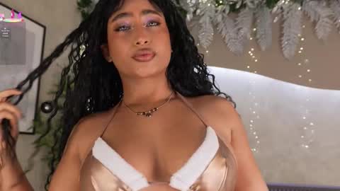 Ms Willow online show from December 18, 2025, 11:49 am