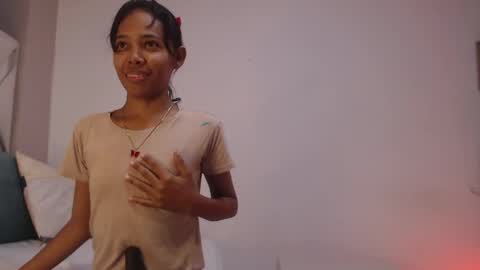 Snapshot of willow_smitt_ chatting on April 24, 2026, 2:08 pm luna online show from April 24, 2026, 2:08 pm