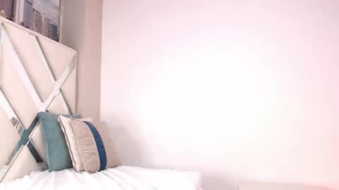 Snapshot of willow_smitt_ chatting on April 30, 2026, 1:39 pm luna online show from April 30, 2026, 1:39 pm
