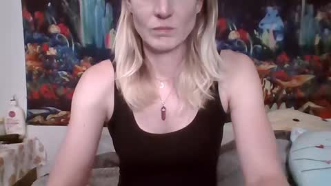 Snapshot of willowxo223 chatting on June 30, 2026, 1:06 am willowxo223 online show from June 30, 2026, 1:06 am