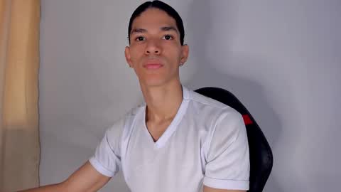 willy_veins online show from March 2, 2025, 2:21 pm