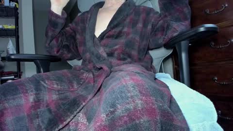 Snapshot of willyskynn chatting on January 13, 2025, 6:06 am WillySkynn online show from January 13, 2025, 6:06 am