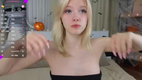 Mary online show from November 5, 2025, 11:43 am