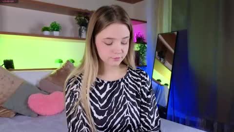 Mary online show from April 21, 2026, 3:39 pm