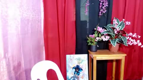 Snapshot of win_boy chatting on July 9, 2026, 7:23 am win_boy online show from July 9, 2026, 7:23 am