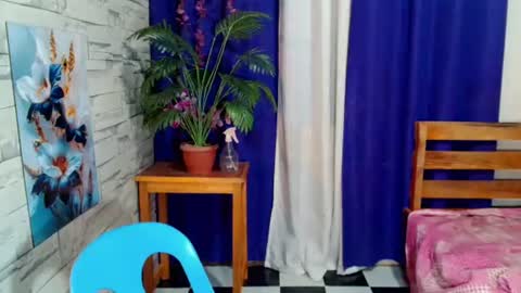 Snapshot of win_boy chatting on August 2, 2026, 8:57 am win_boy online show from August 2, 2026, 8:57 am