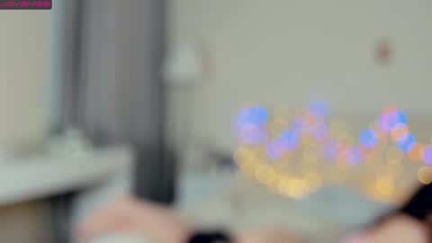 Amalia and Mia online show from December 28, 2024, 12:24 pm