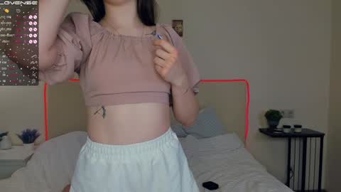 Amalia and Mia online show from January 28, 2025, 7:11 am