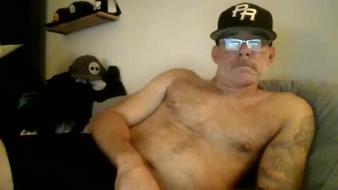 wingnutt765733 online show from October 17, 2025, 6:05 am