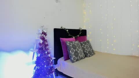 Wini Fer online show from December 31, 2024, 12:04 pm