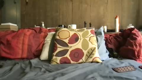 winky_right online show from April 9, 2026, 6:57 pm