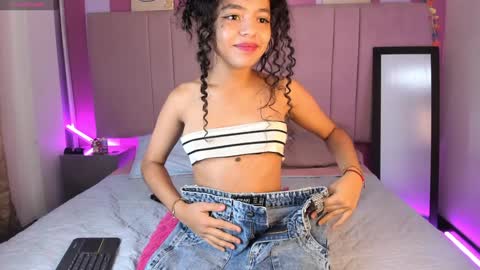 Snapshot of winnifer_gonzalez chatting on December 14, 2024, 9:18 am Winnifer Gonzalez online show from December 14, 2024, 9:18 am