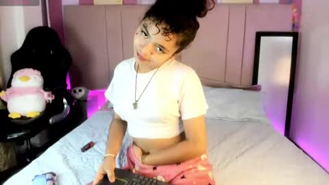 Snapshot of winnifer_gonzalez chatting on March 8, 2025, 4:56 am Winnifer Gonzalez online show from March 8, 2025, 4:56 am
