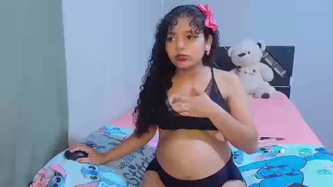 Snapshot of winnifer_gonzalez chatting on September 12, 2025, 4:01 am Winnifer Gonzalez online show from September 12, 2025, 4:01 am