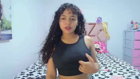 Snapshot of winnifer_gonzalez chatting on January 14, 2026, 12:49 am Winnifer Gonzalez online show from January 14, 2026, 12:49 am