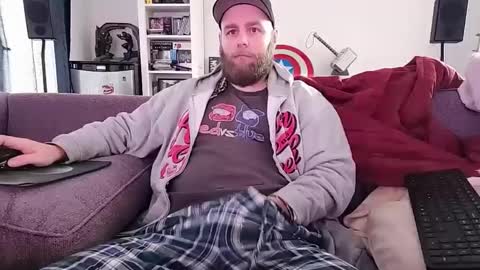 winter117 online show from February 26, 2025, 6:43 pm