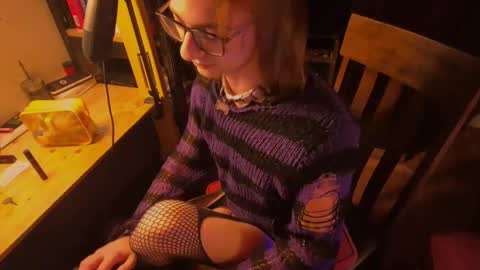 Winter online show from May 13, 2026, 8:06 pm