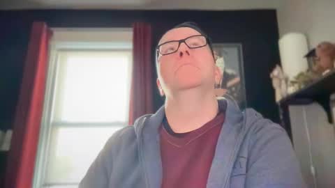 wintyr online show from December 5, 2025, 4:36 pm