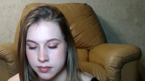 wira_witch online show from November 28, 2025, 3:04 pm