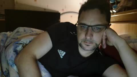 Dirty online show from December 19, 2024, 8:23 pm