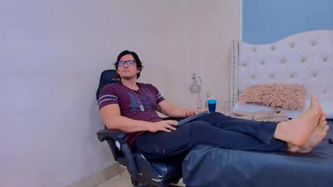 Snapshot of wiston_cox chatting on March 27, 2026, 1:33 pm Wiston online show from March 27, 2026, 1:33 pm