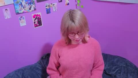 Snapshot of witam_zoeni chatting on March 14, 2026, 5:18 pm Lina online show from March 14, 2026, 5:18 pm