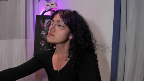 Snapshot of witchofhearts chatting on February 9, 2025, 11:36 pm Luna Violeta A r t i s t online show from February 9, 2025, 11:36 pm