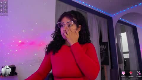 Snapshot of witchofhearts chatting on March 7, 2025, 10:54 pm Luna Violeta A r t i s t online show from March 7, 2025, 10:54 pm