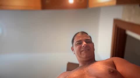 Witebull online show from April 10, 2026, 10:20 am