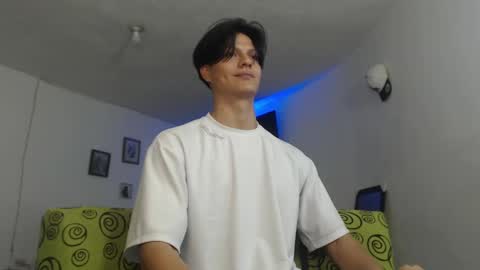 Snapshot of with_ken chatting on February 3, 2025, 3:27 pm Ken online show from February 3, 2025, 3:27 pm