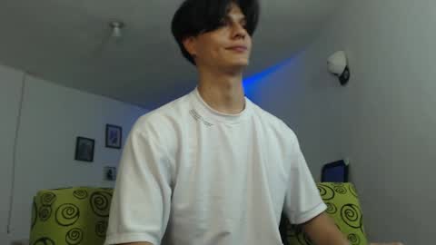 Snapshot of with_ken chatting on February 7, 2025, 6:02 pm Ken online show from February 7, 2025, 6:02 pm