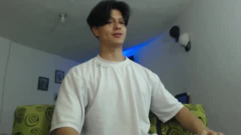 Snapshot of with_ken chatting on February 10, 2025, 1:22 pm Ken online show from February 10, 2025, 1:22 pm