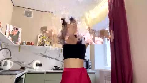 Isobelle online show from January 23, 2025, 8:15 am